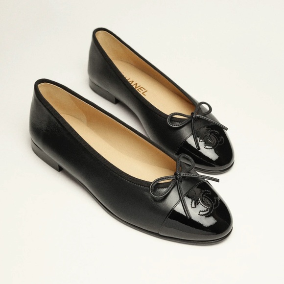 Chanel Leather & Patent Toe Vintage Ballerina Flats - Picture 1 of 16